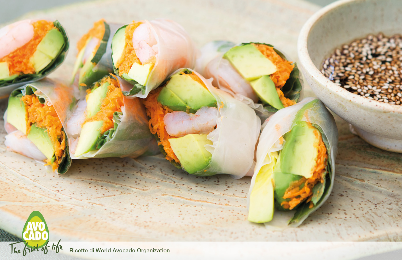 Involtini con avocado e gamberetti