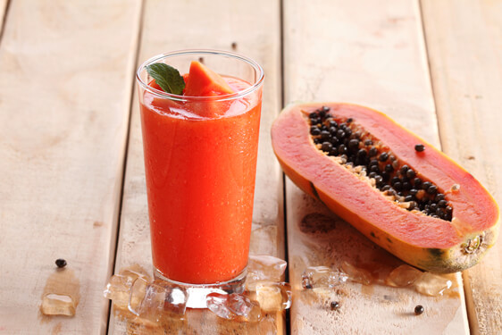 Smoothie alla Papaya e Zenzero